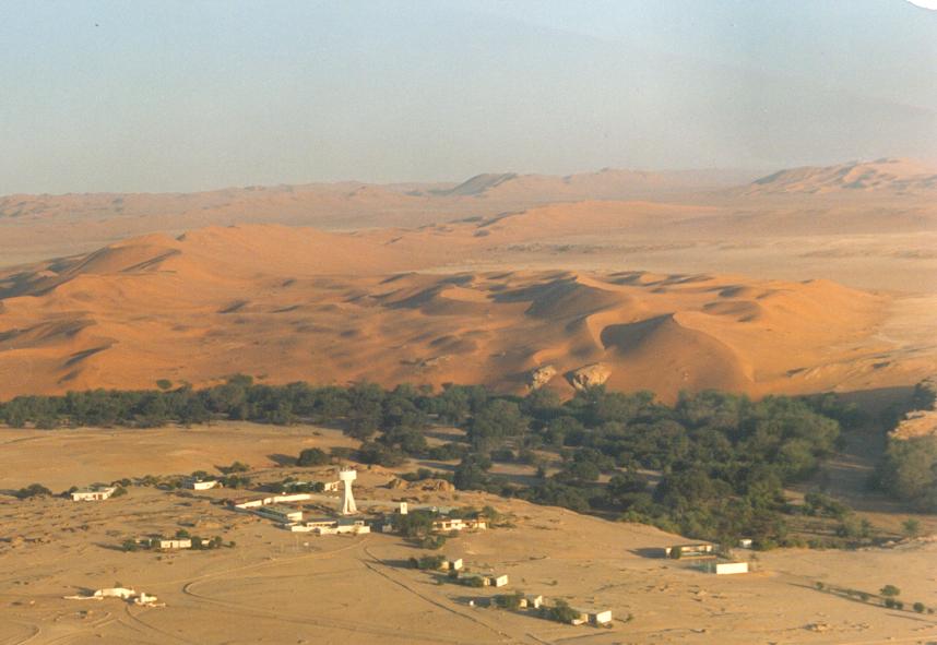 Gobabeb_from_air.jpg
