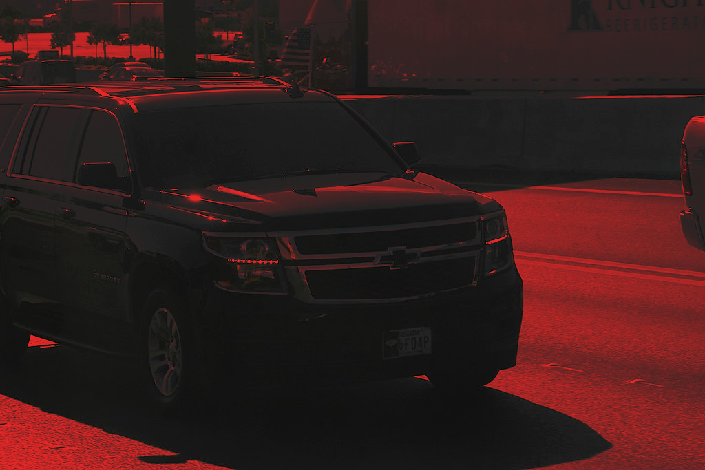 blacksuburban.png