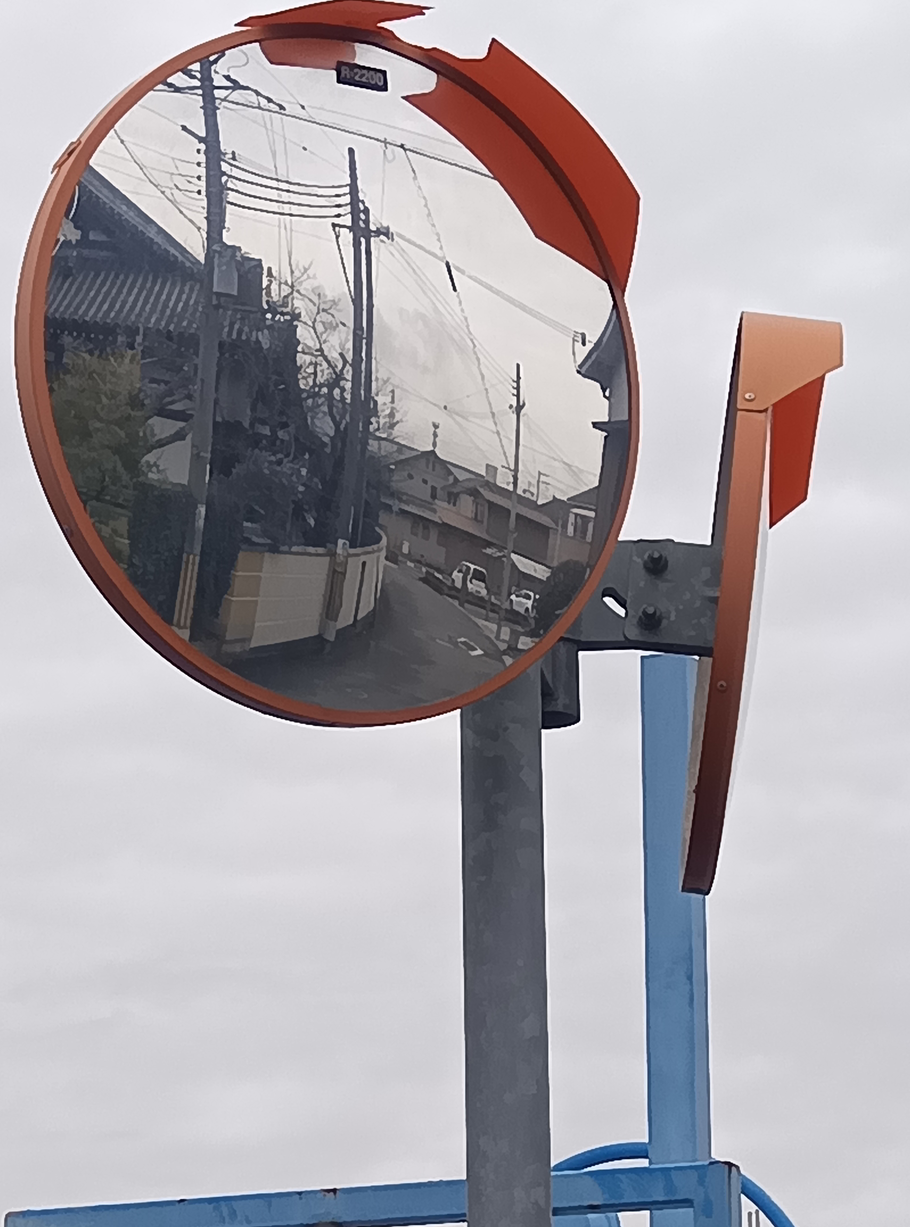 カーブミラー.jpg
