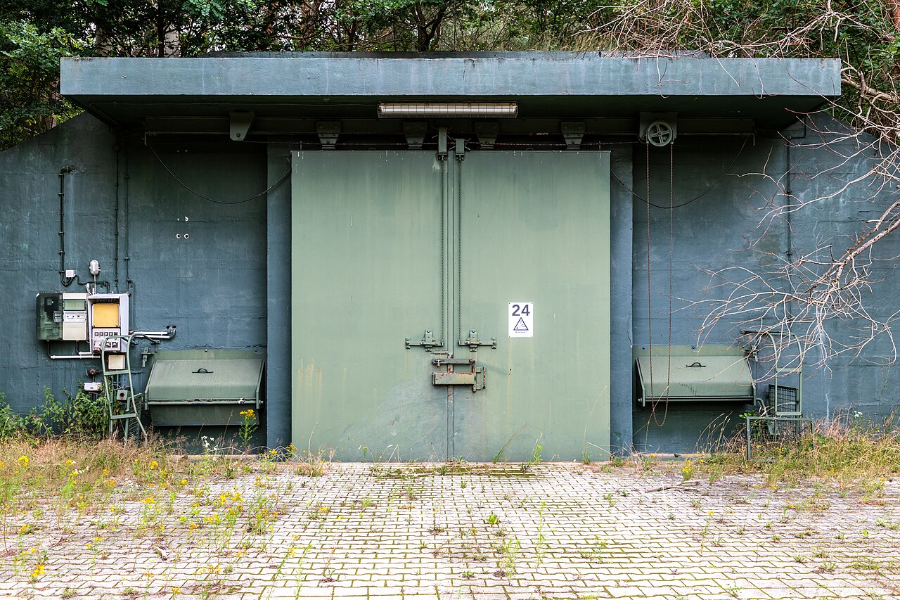 Dülmen,_Kirchspiel,_ehem._Munitionslager_Visbeck,_Bunker_--_2020_--_8367.jpg