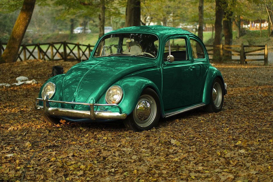 car-1283947_960_720.png