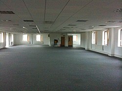250px-Empty_office.jpg