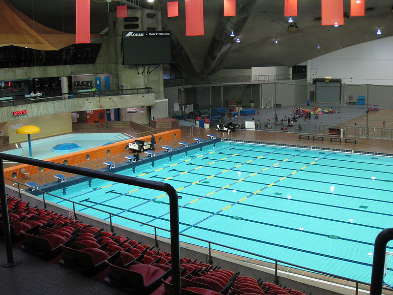 swimmingpool.jpg