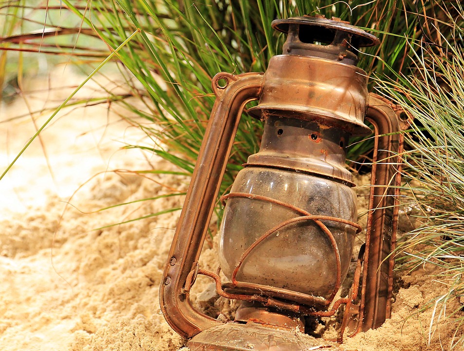 lantern-1694888_960_720.jpg