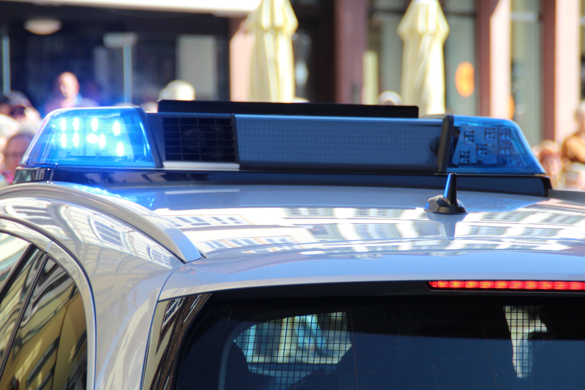 police-g037ce5b33_1920.jpg