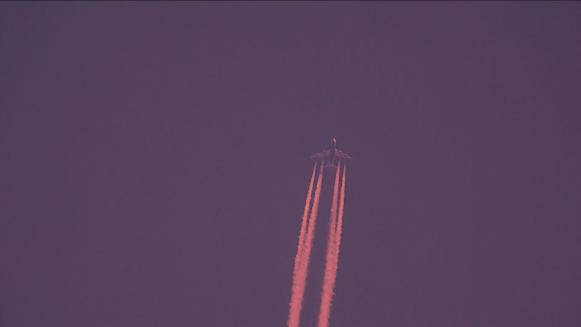 異常航跡雲.png