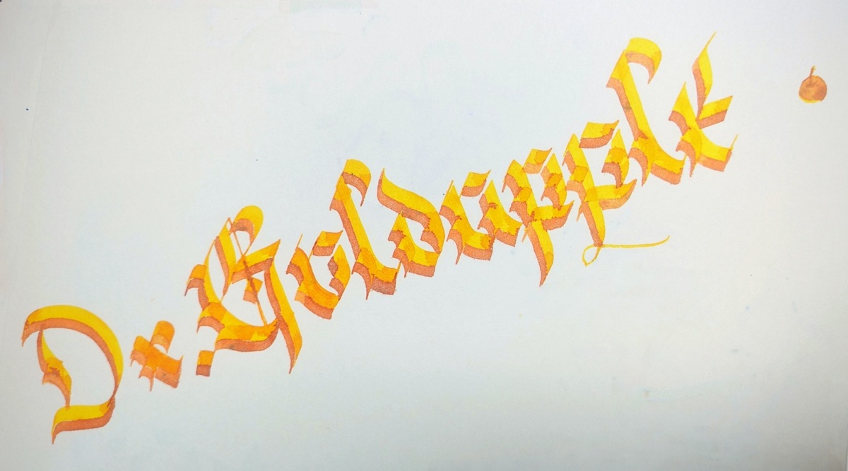 DrGold-apple.jpg