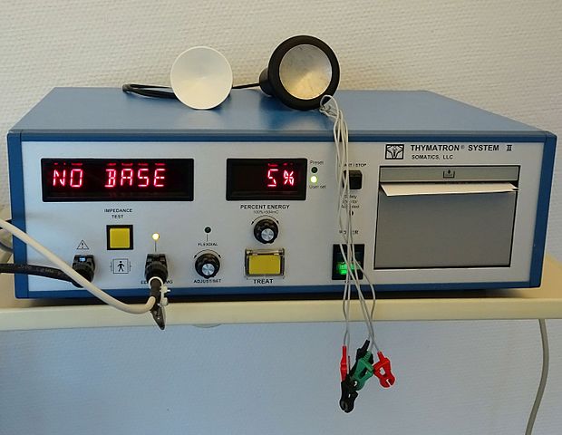 Thymatron_System_II_EKT.jpg