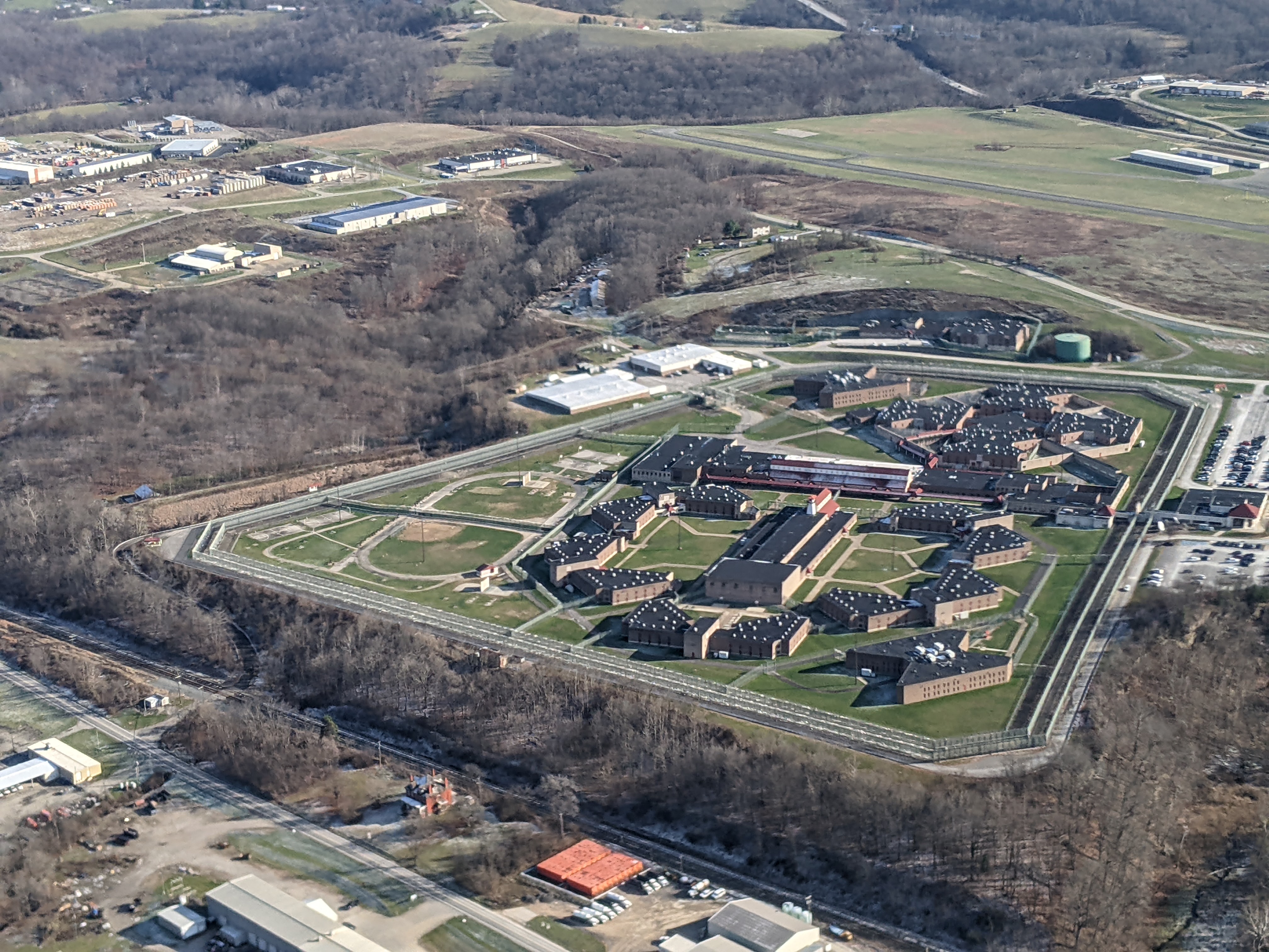 State_Correctional_Institution_–_Greene_(1).jpg