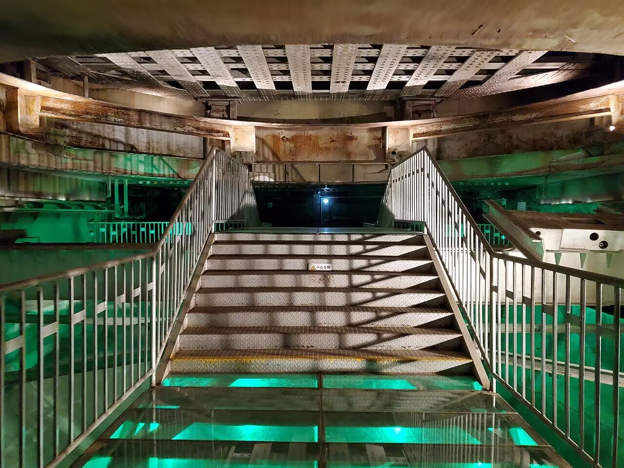 研制发动机