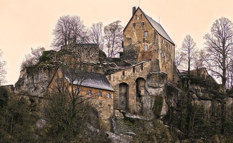 summit-castle-3160924__480.jpeg