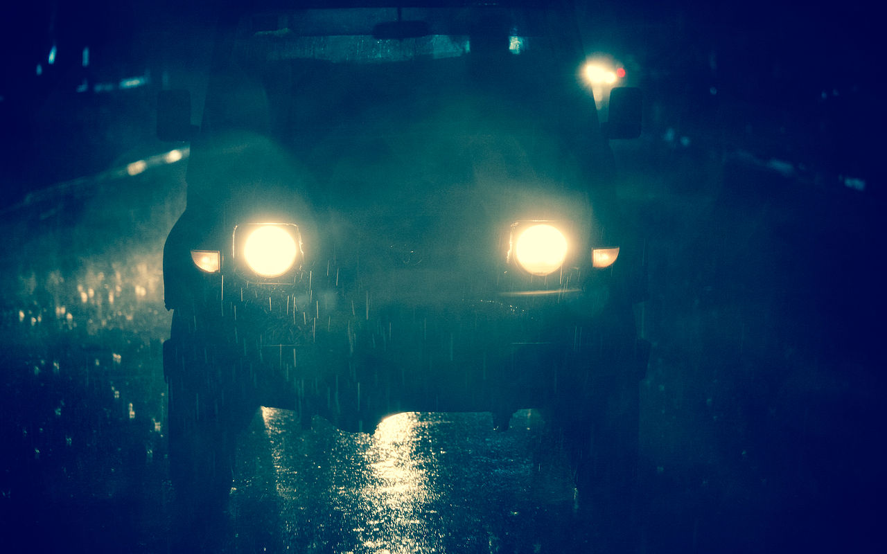 1280px-Driving_in_the_Monsoon_Rain_%288000987873%29.jpg