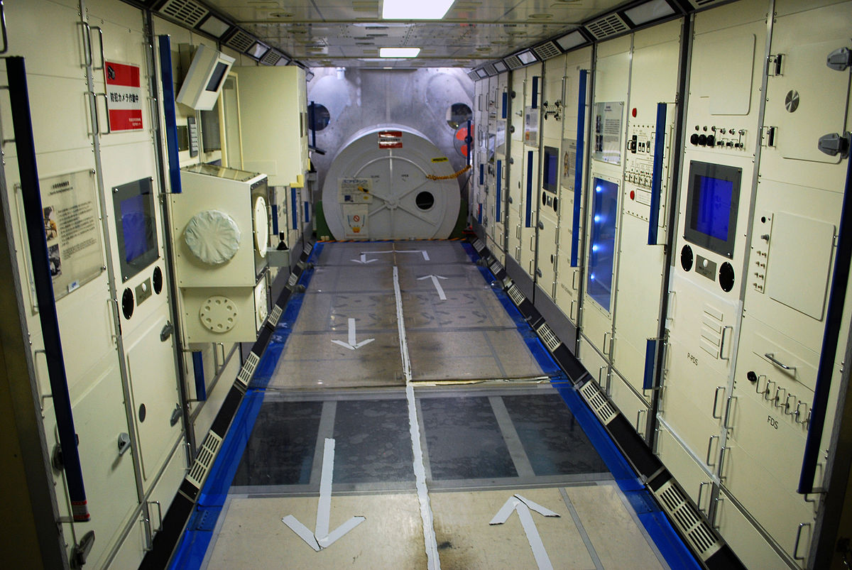 vestibule.jpg