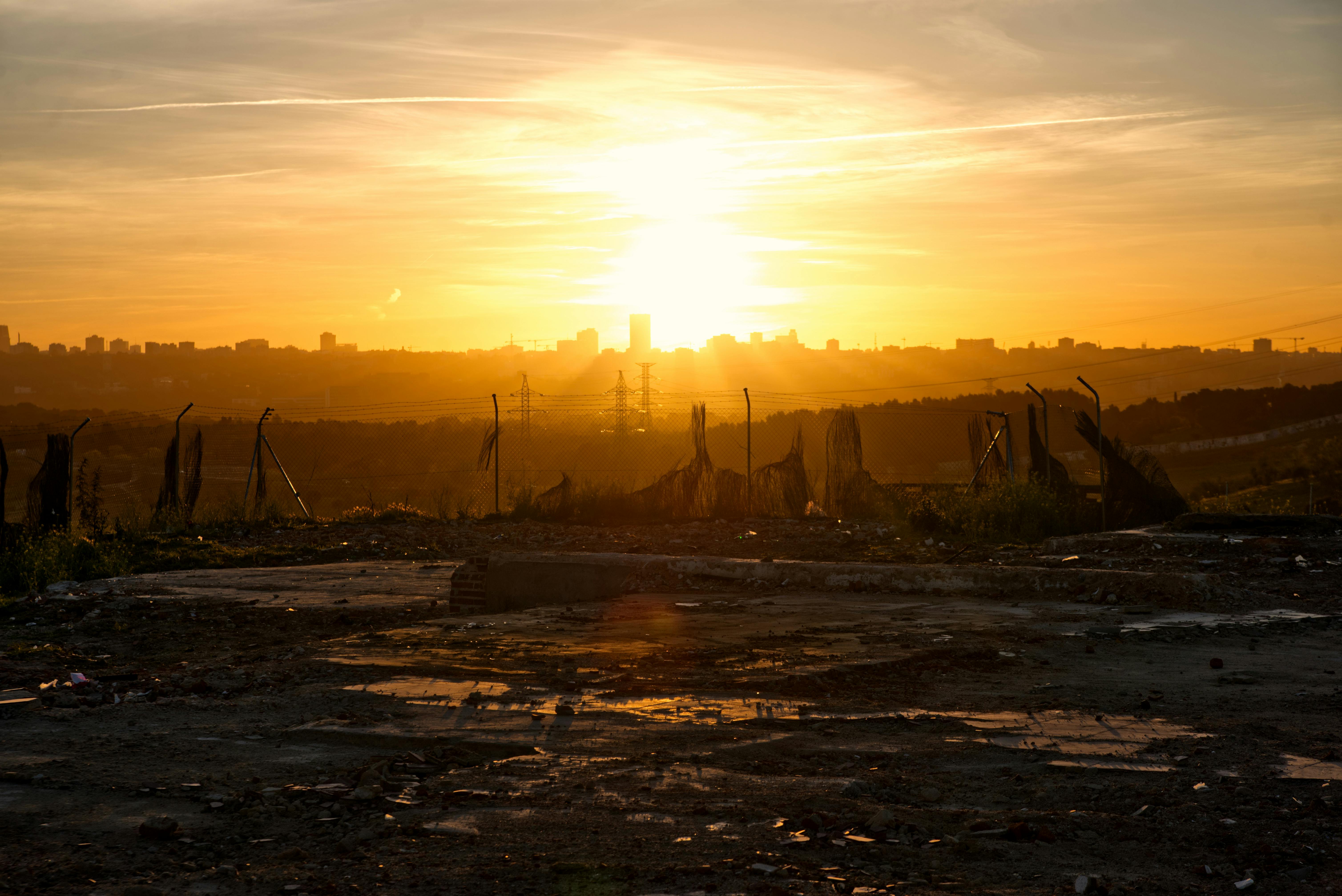 city-sunrise