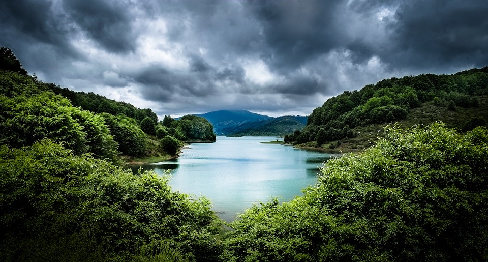 lake-2845930_960_720.jpg