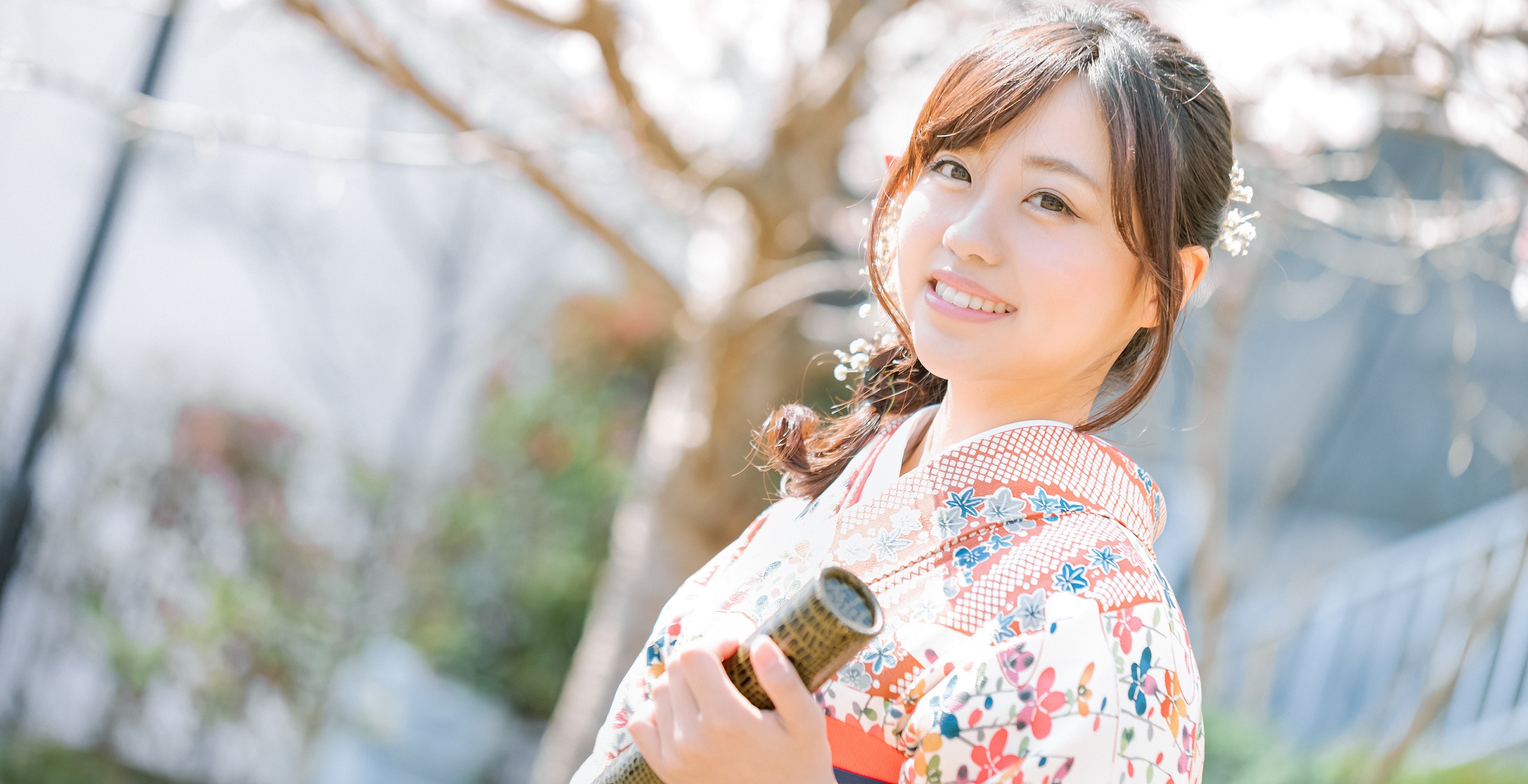 girl-People-in-nature-photograph-beauty-skin-spring-1596632-pxhere.com.jpg
