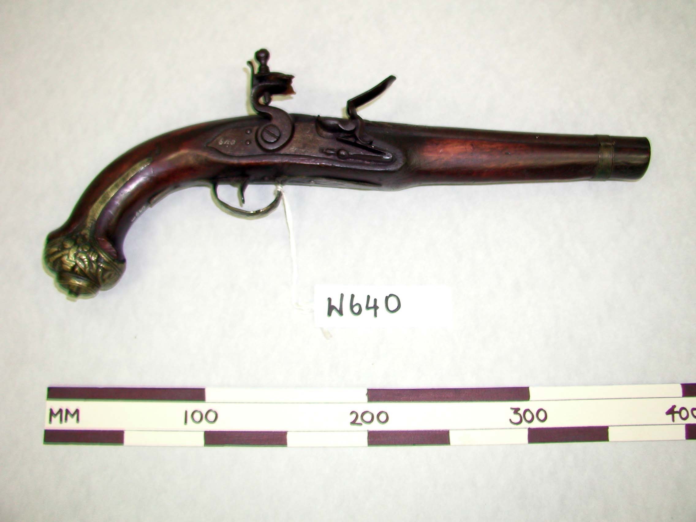 Pistol%2C_flintlock_%28AM_1924.24-12%29.jpg