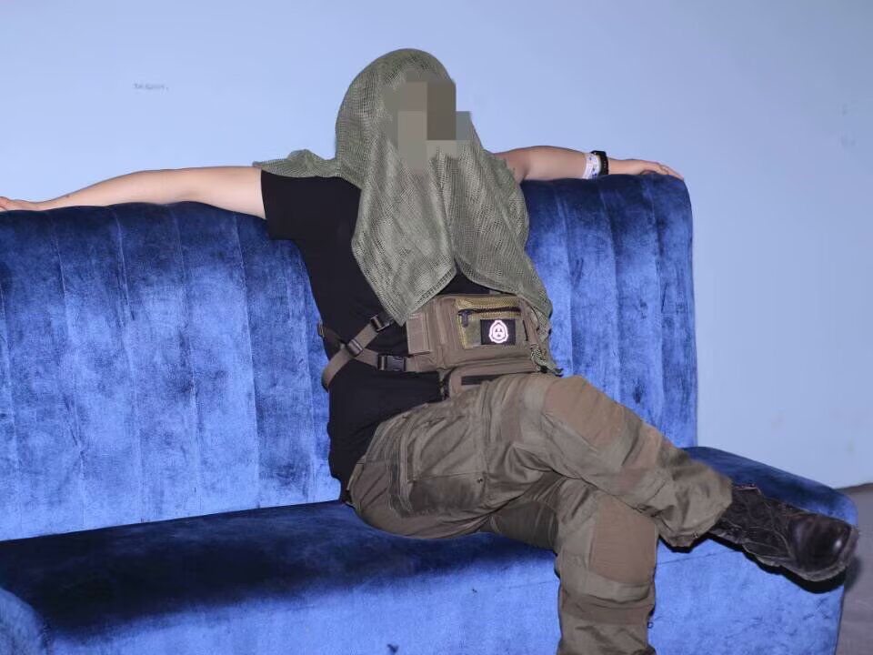 ellov.jpeg
