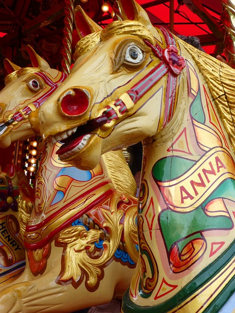fairground-2299214_640.jpg