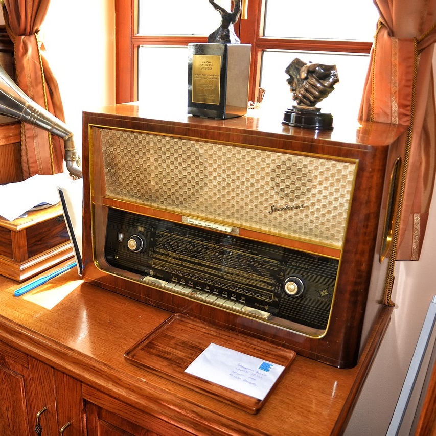 radio.jpg