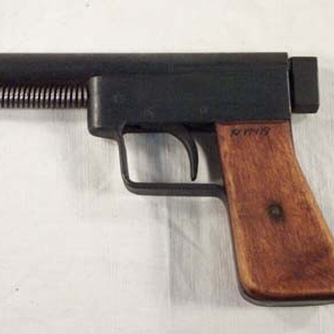 gun_square.jpg
