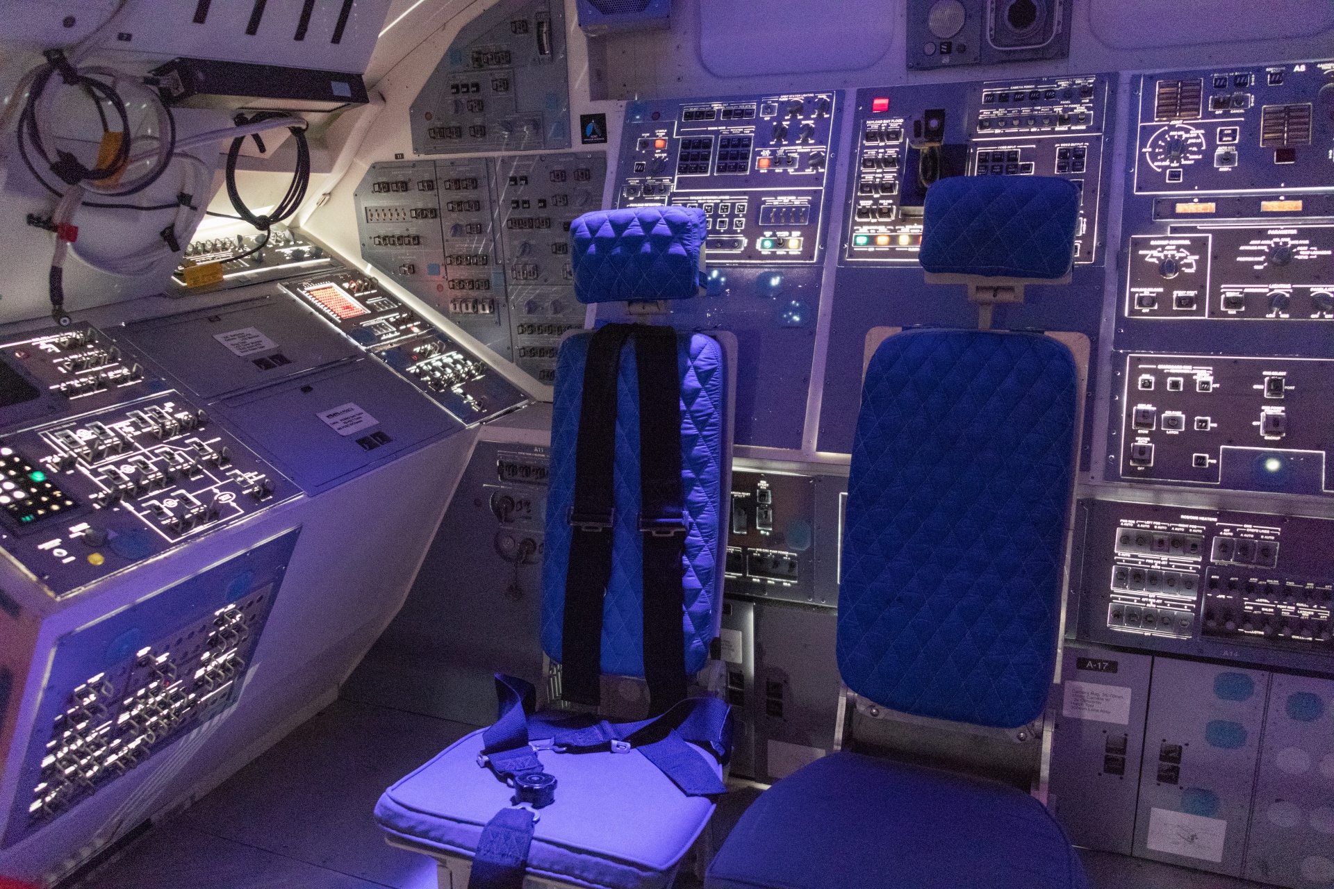 pilots cabin.jpg