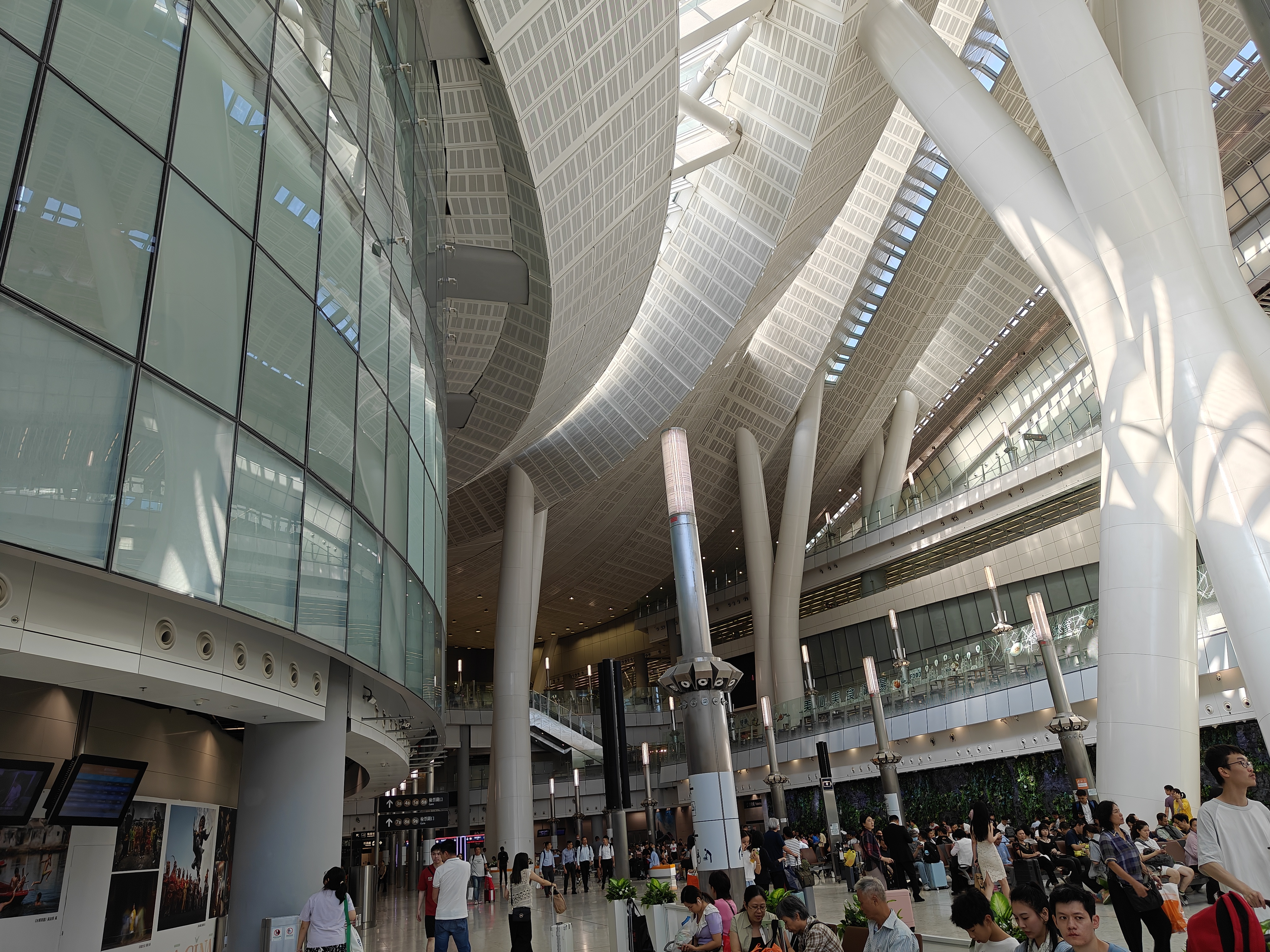 居住区天井(香港西九龙站伪造).jpg