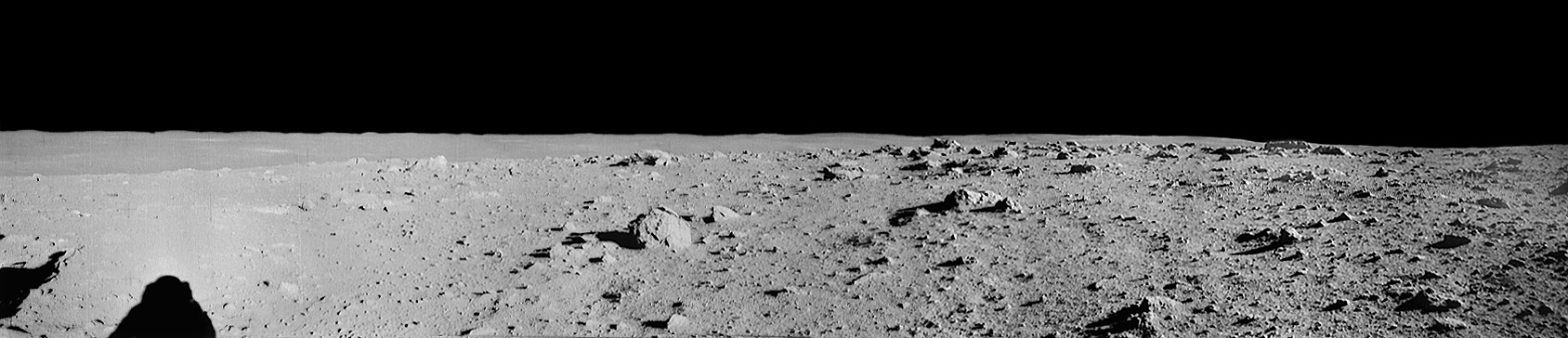 Apollo_14_-_Station_C-Prime_Pan_North.jpg