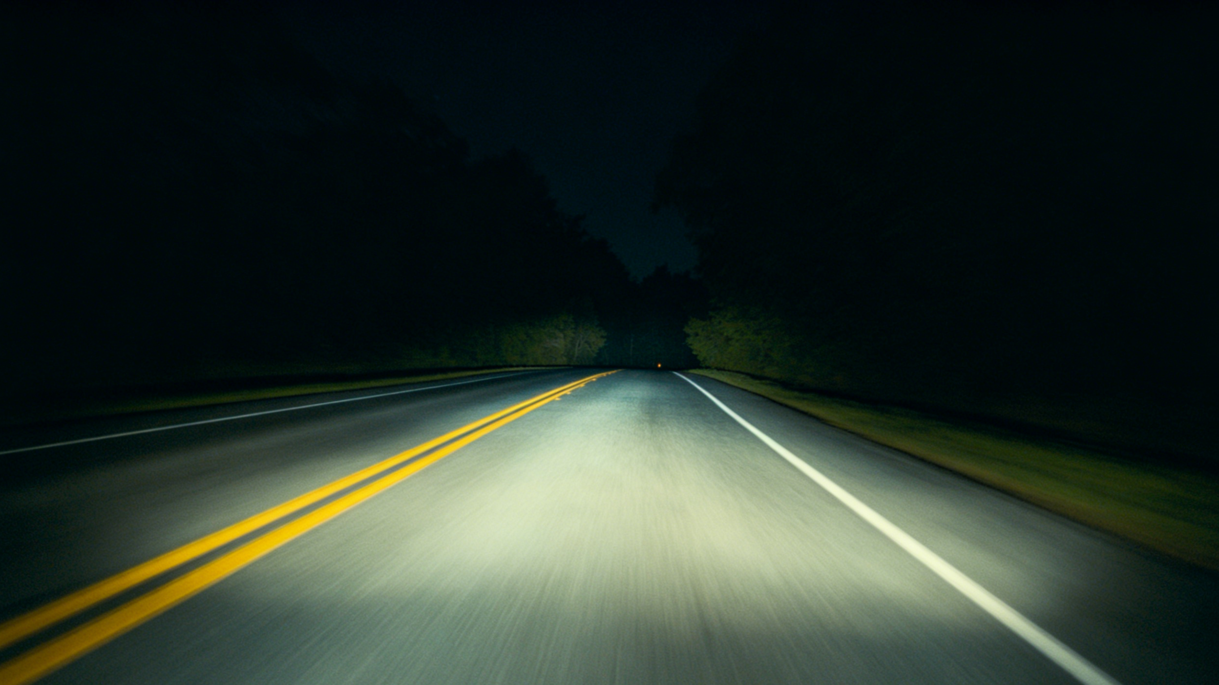 Dcam-Nighttime-Road