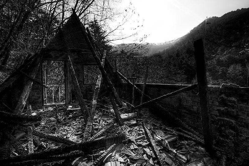 burnthouse.jpg