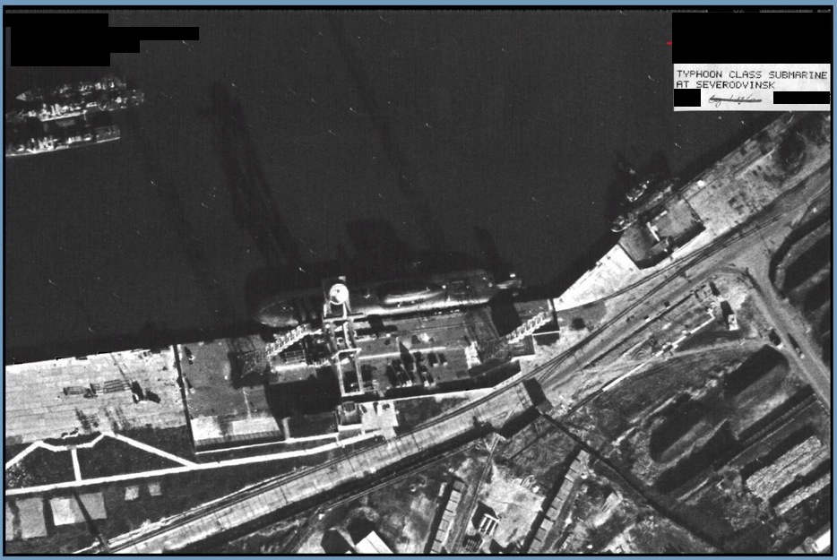 Satelite_image_of_a_Typhoon_Class_Submarine_Severodvinsk.png