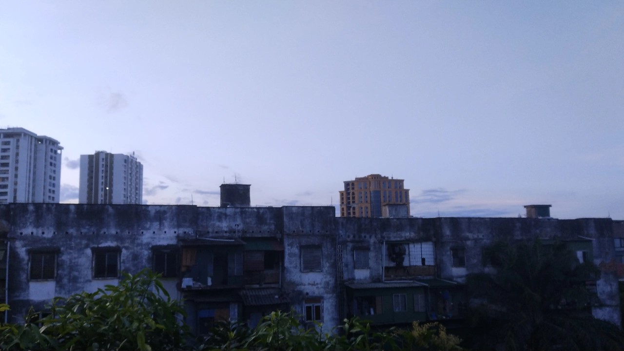 nhin-len-troi (2).jpg