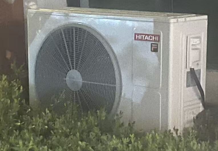 空调外机.jpg