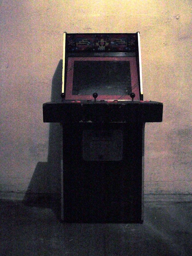 Arcade_Video_Game.JPG