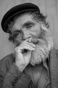 old-2373328__340.jpg