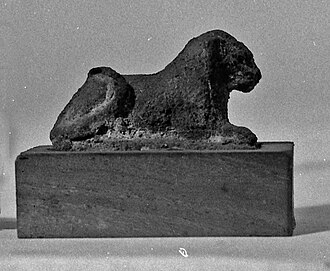 statue.jpg