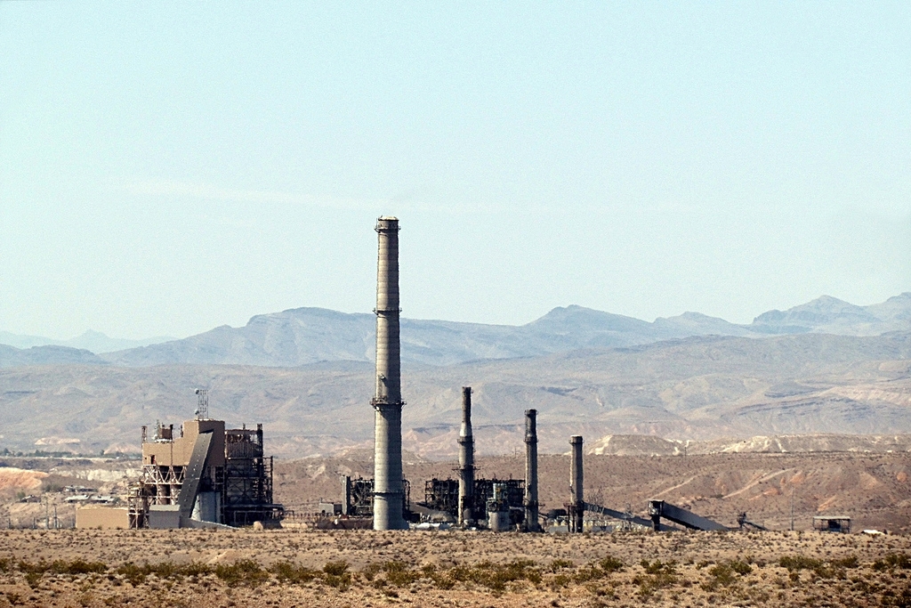 8340 exterior.jpg