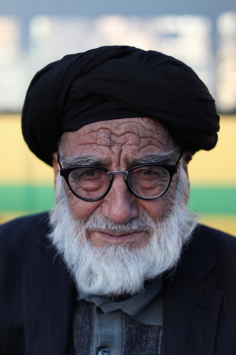 man-5568863_960_720.jpg